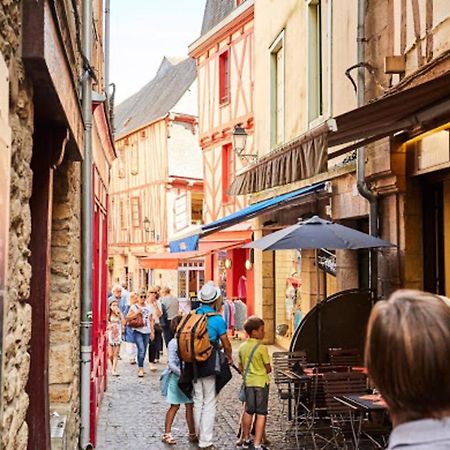 Studio Tout Confort Avec Vue Cathedrale A St Patern Vannes-Centre Διαμέρισμα Εξωτερικό φωτογραφία